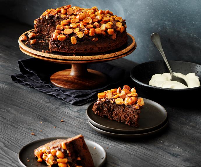**[Macadamia & chocolate upside-down cake](https://www.womensweeklyfood.com.au/recipes/macadamia-and-chocolate-upside-down-cake-31921|target="_blank")**

Macadamia nuts have a gorgeous buttery taste that's amplified even further in this cake with its butterscotch top.