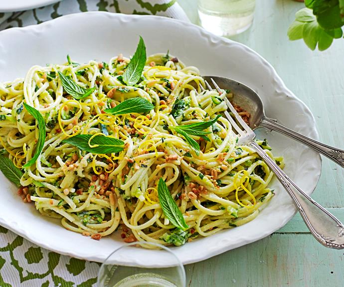 **[Linguine with zucchini, ricotta & mint](https://www.womensweeklyfood.com.au/recipes/linguine-with-zucchini-ricotta-and-mint-32037|target="_blank")**