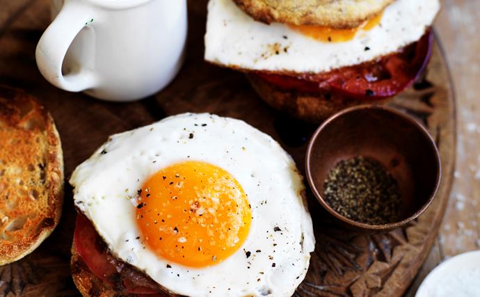 tomato and egg muffin