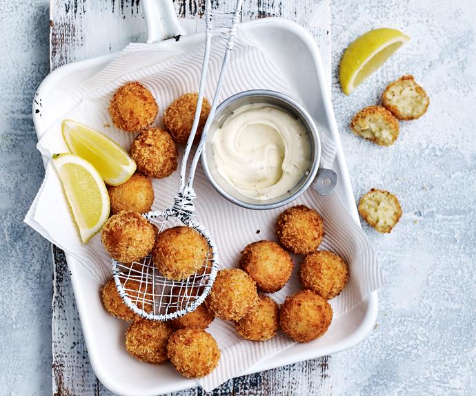 **[Cheesy risotto balls](https://www.womensweeklyfood.com.au/recipes/cheesy-risotto-balls-10182|target="_blank")**

The dish that people search out at your party. Crispy and delicious cheesy risotto balls are perfect for sharing platters and cocktail parties.
