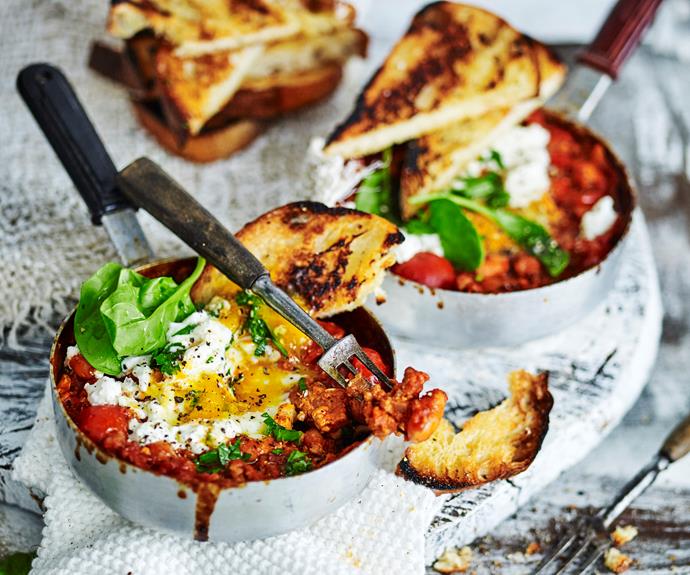 **[Stovetop 'baked' eggs](https://www.womensweeklyfood.com.au/recipes/stovetop-baked-eggs-32425|target="_blank")**

This creative meal uses leftover bolognese sauce with added chorizo and beans to poach eggs for a hearty and delicious dish.