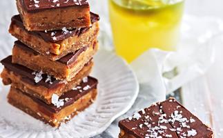 Cacao and date caramel slice