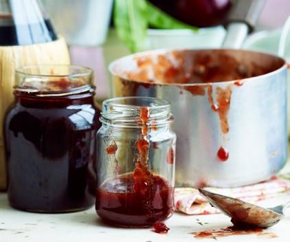 Spiced plum and port jam