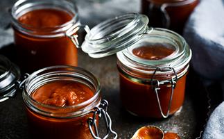 Sweet and savoury sauce collection