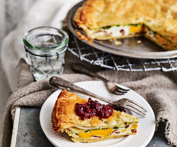 EGG AND BACON PIE