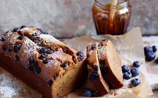 Spiced blueberry bread