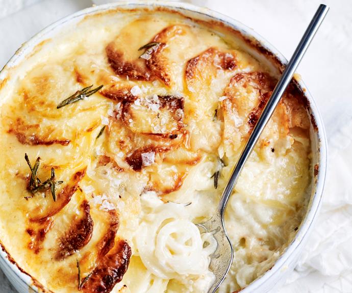 **[Air fryer potato gratin](https://www.womensweeklyfood.com.au/recipes/air-fryer-potato-gratin-32904|target="_blank")**

Like potato bake - but fancy! With onions, gruyere cheese and cream, potato gratin in your air fryer makes it simple to add a touch of class to dinner