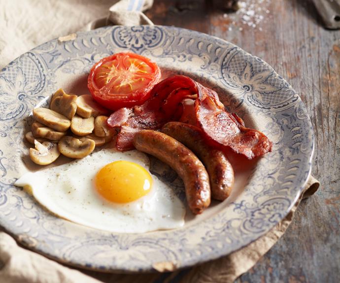 **[Classic Sunday breakfast fry-up](https://www.womensweeklyfood.com.au/recipes/sunday-fry-up-5521|target="_blank")**

Whether it's to soak up the remnants of last night's over-indulgence or just a hearty way to start the day you can't beat a good ol' English fry up.