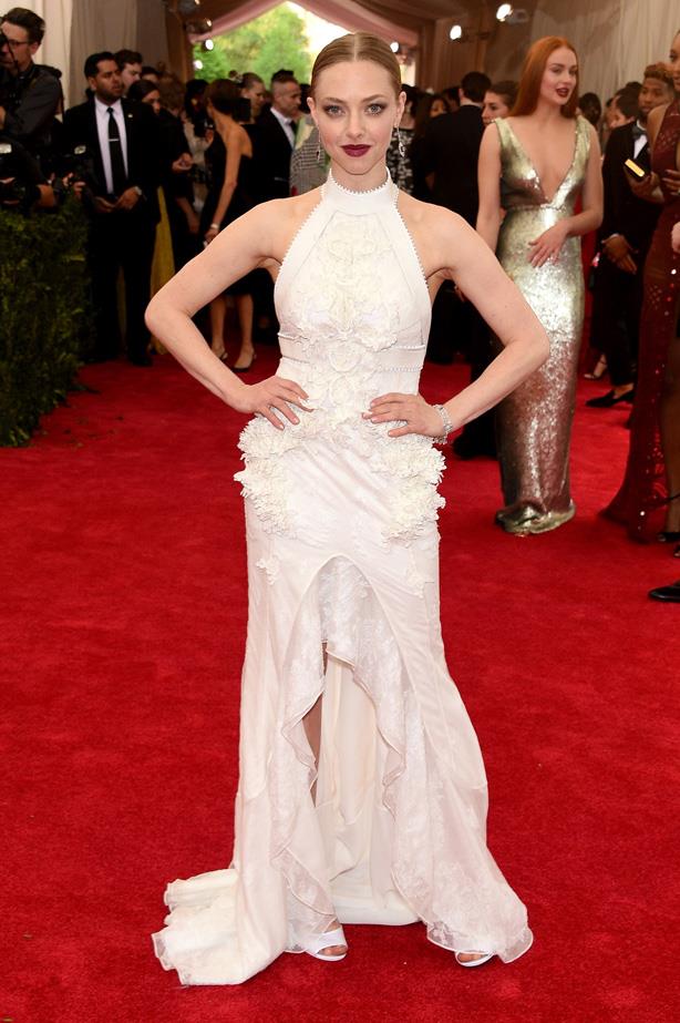 Amanda Seyfried in Givenchy Haute Couture