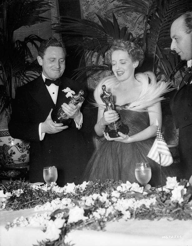 Bette Davis' fabulous feathered gown at the 1938 Oscars made its mark.