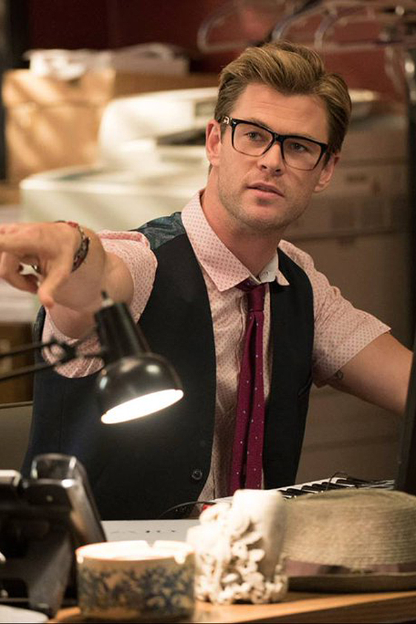 Kevin (Ghostbusters 2016) played by Chris Hemsworth