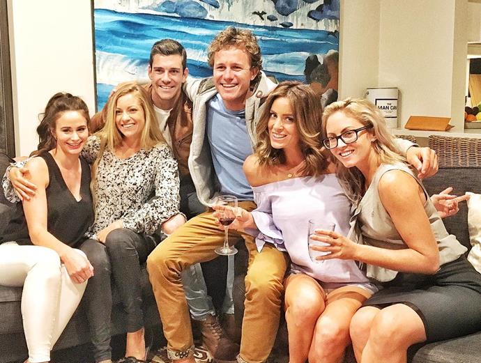 <p>These WA-based contestants—Natalie Nazzari, Tiffany Scanlon, Cameron Cranley, Ryan Palk, Rachael Gouvignon and Nikki Gogan—watched the finale of <em>The Bachelorette</em> together, with $200 worth of takeaway pizza. <p><a href="https://www.instagram.com/p/BMGF99SgE48/" target="_blank">Instagram.com/rachael_gouvignon</a>