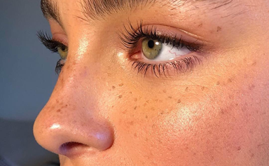 How To Nail The Art Of An At-Home Lash Tint