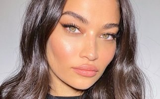 'Highlighter Layering' Is The Dewy-Skin Secret Makeup Artists Swear By
