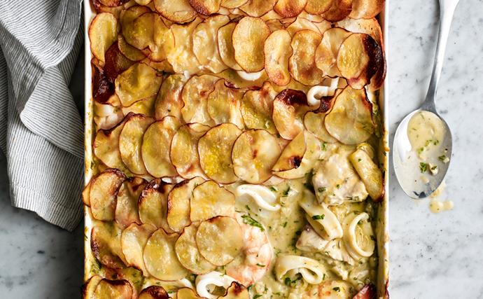 Seafood and fennel pie