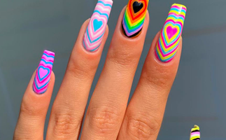 The 'Y2K Bubble Heart Manicure' Is The New Nostalgic Nail Trend To Try