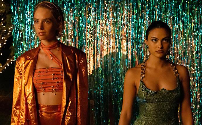 Maya Hawke & Camila Mendes Have Teamed Up For A Netflix Revenge Movie, So The Perfect Cast *Does* Exist