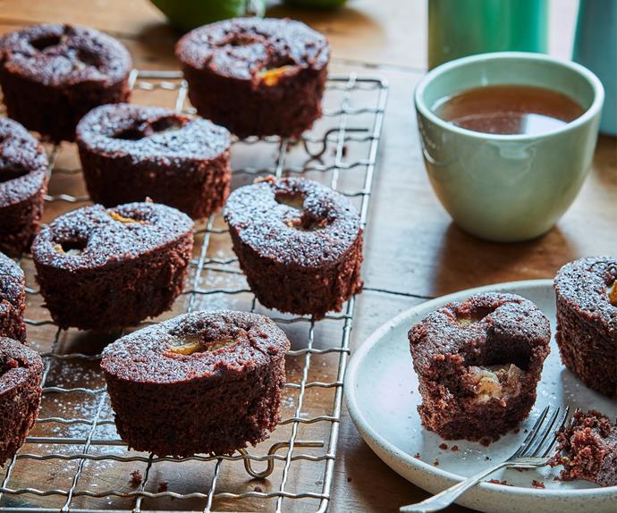 Feijoa and chocolate friands