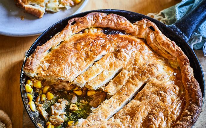 Chicken, mustard and bacon pan pie