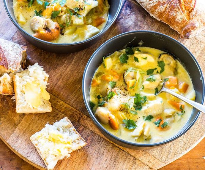 seafood chowder with bread and butter