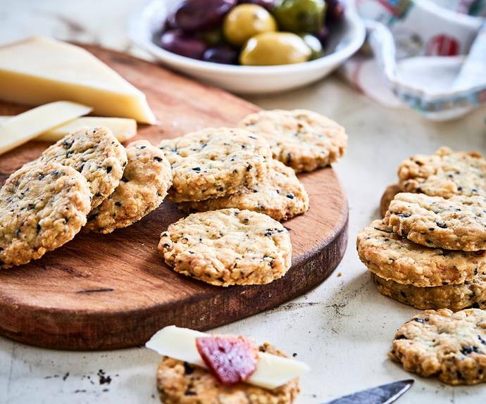 Olive and rosemary cheese biscuits on chopping board