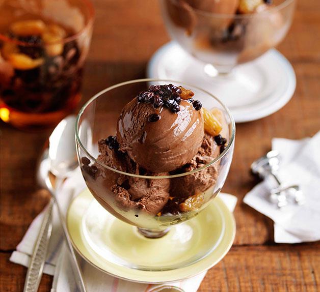 Chocolate ice-cream with drunken raisins