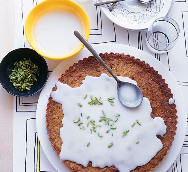 Pistachio and saffron cake with yoghurt glaze