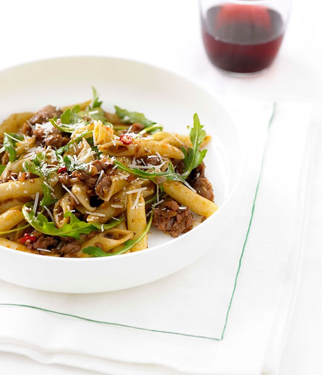 **[Sausage and rocket penne](https://www.gourmettraveller.com.au/recipes/fast-recipes/sausage-and-rocket-penne-13035|target="_blank"|rel="nofollow")**