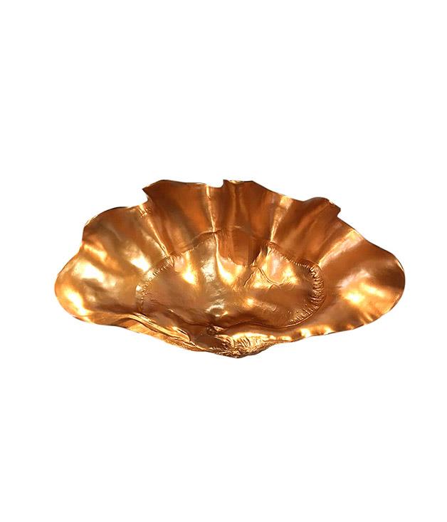 **My Island Home copper clam shell**
Imagine this oversized [copper clam](http://www.myislandhome.com.au/item.mibiznez?id=5233 "My Island Home") filled with bright green limes, and then tell us you're not in love. _$295_