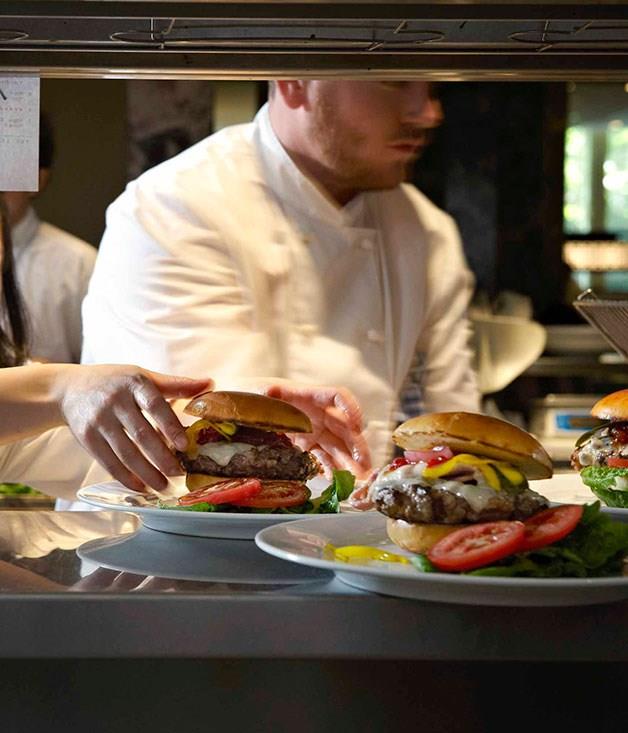 [**Rockpool Bar & Grill's wagyu hamburger with bacon, Gruyère and Zuni pickle**](https://www.gourmettraveller.com.au/recipes/chefs-recipes/rockpool-bar-and-grill-wagyu-hamburger-with-bacon-gruyere-and-zuni-pickle-7686|target="_blank")