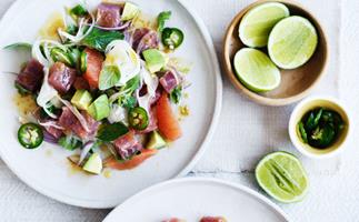 Mexican-style tuna salad with grapefruit, avocado and fennel