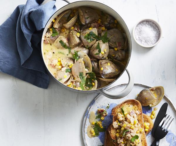 Clams with bacon and corn