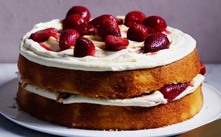 26 sponge cakes of the light and fluffy kind