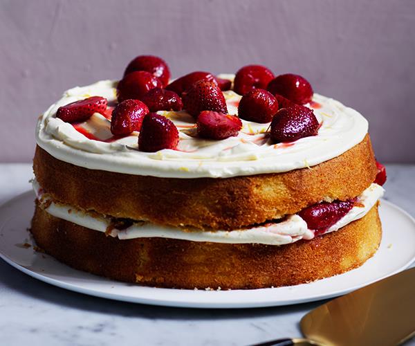 26 sponge cakes of the light and fluffy kind