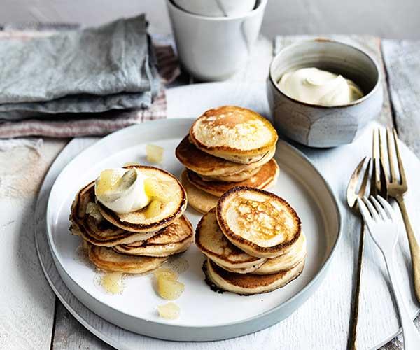 **[Pikelets with pear jam](https://www.gourmettraveller.com.au/recipes/fast-recipes/pikelets-with-pear-jam-13809|target="_blank")**