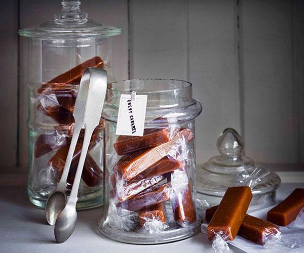 Chewy caramels