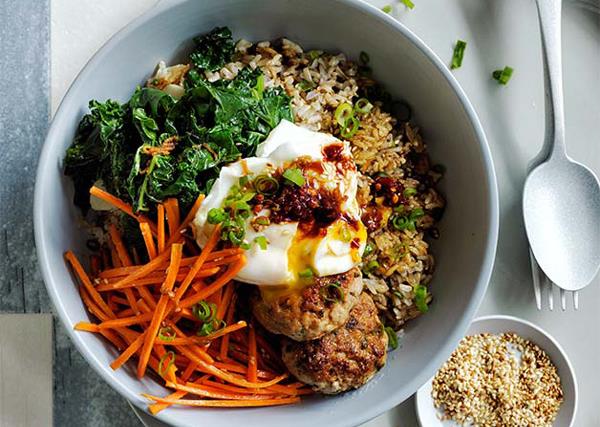 Crisp rice bowls with pork, egg, kale and marinated carrot recipe