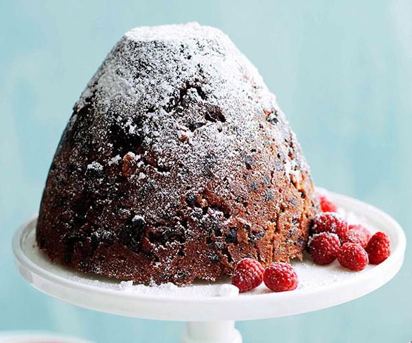 [**Rich Christmas pudding with muscat custard**](https://www.gourmettraveller.com.au/recipes/browse-all/rich-christmas-pudding-with-muscat-custard-10325|target="_blank")
