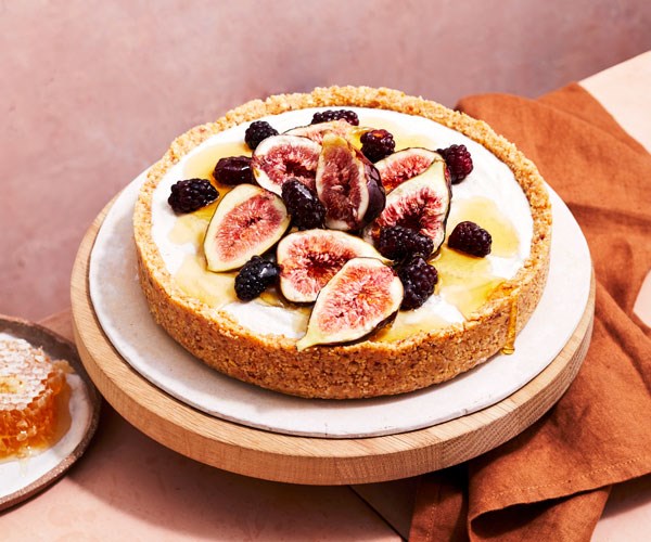 **[Dairy-free honey and macadamia tart with figs and blackberries](https://www.gourmettraveller.com.au/recipes/browse-all/honey-macadamia-tart-18396|target="_blank"|rel="nofollow")**