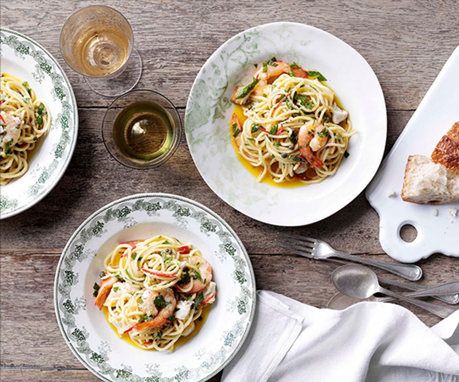 **[Pendolino's spaghetti con pesce d'acqua dolce (spaghetti with freshwater fish)](https://www.gourmettraveller.com.au/recipes/chefs-recipes/spaghetti-con-pesce-dacqua-dolce-spaghetti-with-freshwater-fish-8987|target="_blank"|rel="nofollow")**