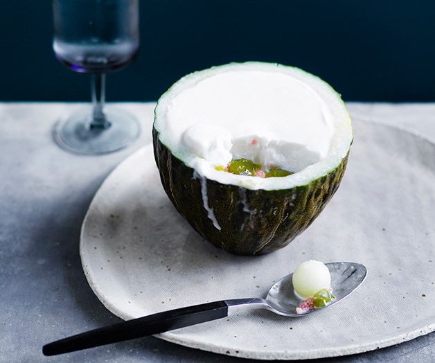 **[Restaurant Hubert's melon en surprise](https://www.gourmettraveller.com.au/recipes/chefs-recipes/daniel-pepperells-melon-en-surprise-8536]|target="_blank"|rel="nofollow")**