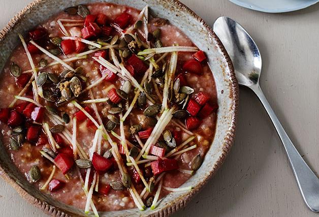 Five-grain porridge with rhubarb and apple