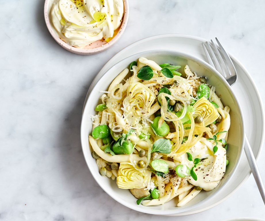 **[Sicilian artichoke, broad bean and pecorino salad](https://www.gourmettraveller.com.au/recipes/fast-recipes/sicilian-artichoke-broad-bean-and-pecorino-pasta-salad-20314|target="_blank"|rel="nofollow")**