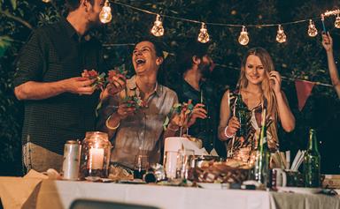 5 genius tips for throwing the ultimate summer soiree