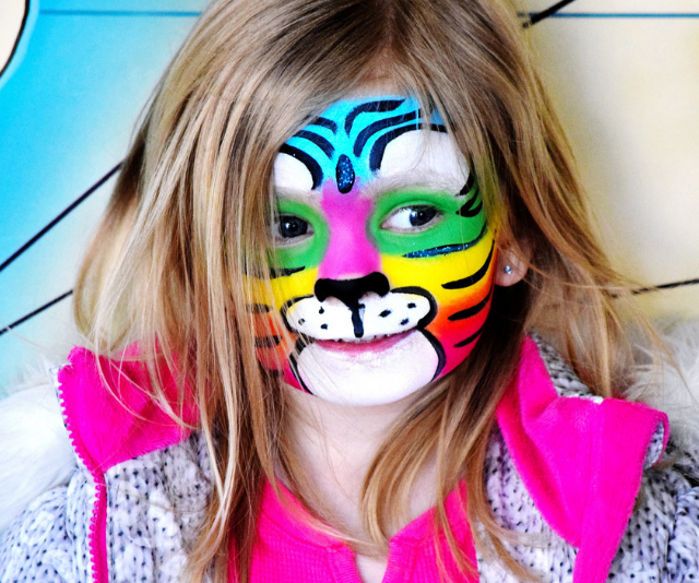 How to make face paint at home