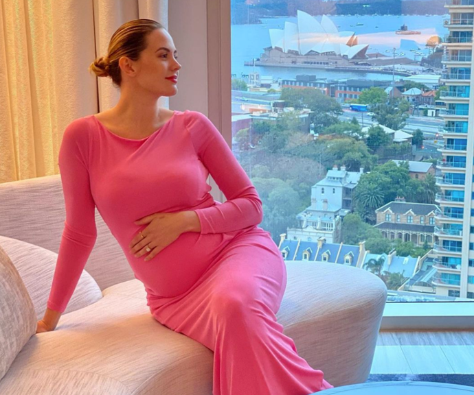 Jesinta Franklin is mastering maternity style in her second pregnancy and we’re noticing a ~very~ fashionable trend