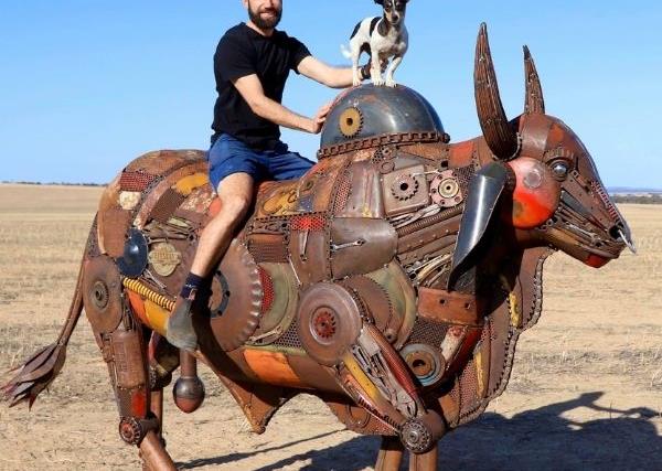 REAL LIFE: Meet the man bringing wild animals to Western Australia through his amazing sculptures – with some help from his pet Jack Russell!