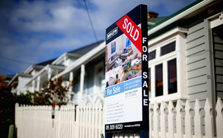 金融大师埃菲Zahos揭示了四种方法你可以进入房地产市场