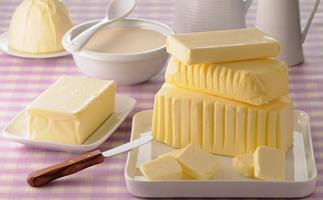 黄油真的比人造黄油吗?营养师解决长达几十年的争论
