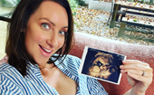 Gogglebox澳大利亚的伊莎贝尔锡尔伯里透露她的新婴儿的性别